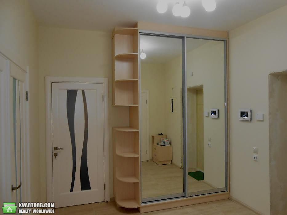Rent out 3-room apartment. Киев,  Лабораторный пер — photo 6