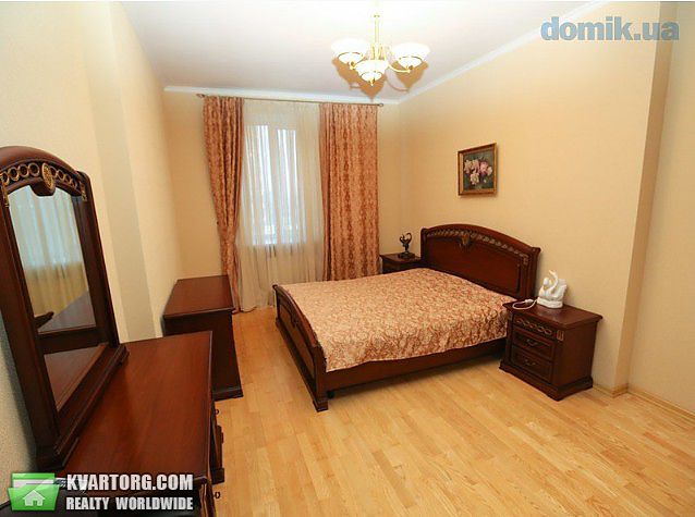 Rent out 3-room apartment. Киев,  Щорса — photo 7