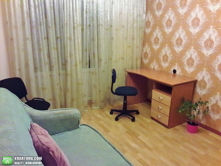 Rent out 2-room apartment. Киев,  Ромена Роллана бул — photo 7