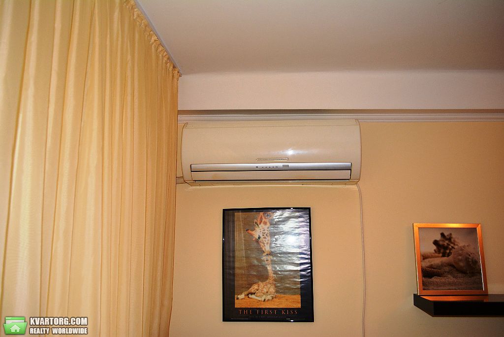 Sell 2-room apartment. Киев, Гарматная — photo 8