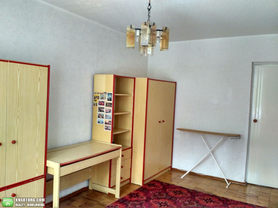 Rent out 3-room apartment. Киев,  Симиренко — photo 6