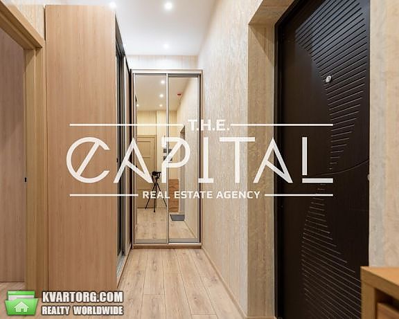 Rent out 2-room apartment. Киев, Евгения Коновальца Щорса — photo 8