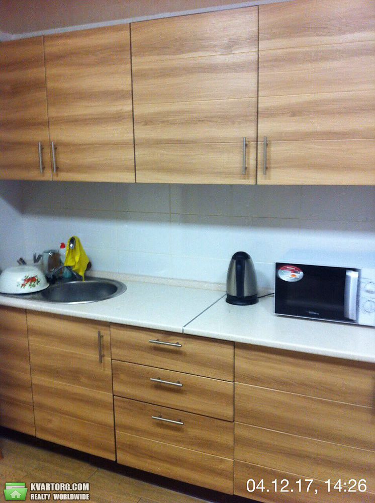 Rent out 1-room apartment. Киев,  Ломоносова — photo 1