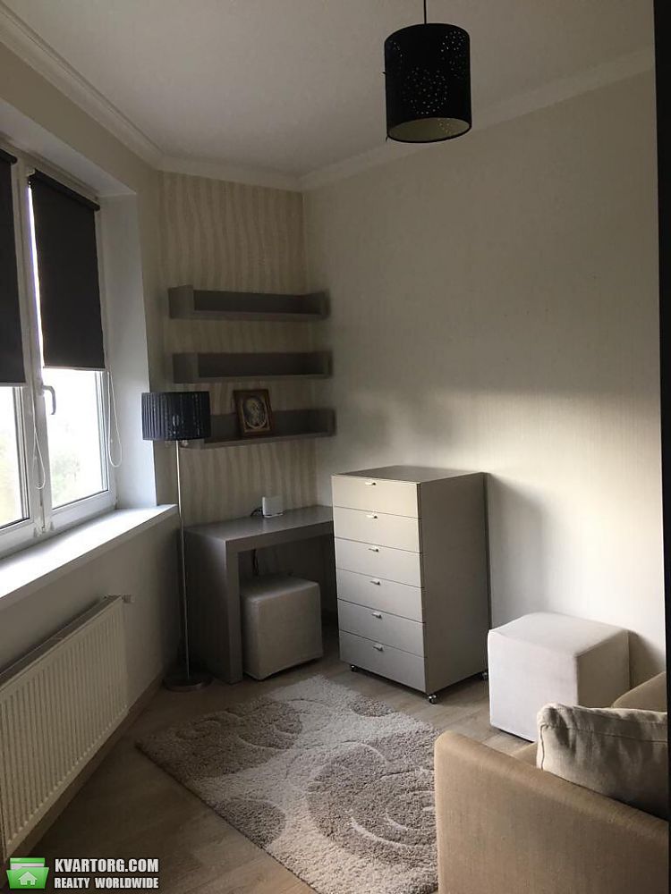 Rent out 2-room apartment. Киев,  Большая Китаевская — photo 5