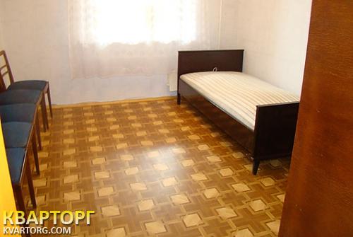 Rent out 2-room apartment. Киев,  Ревуцкого — photo 1