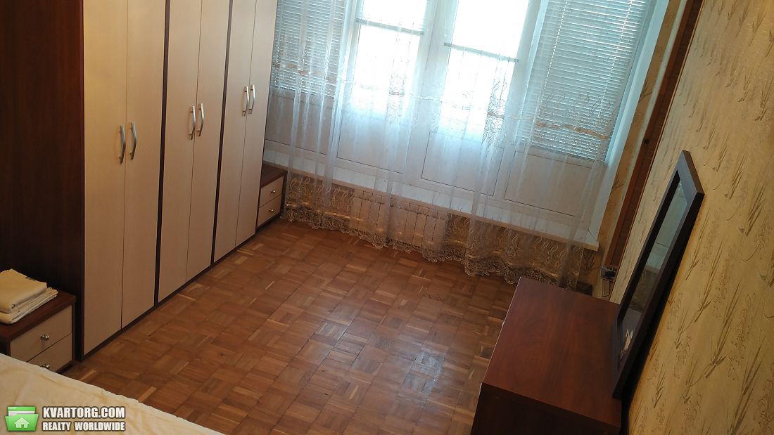 Rent out 1-room apartment. Киев,  Героев Сталинграда пр — photo 4
