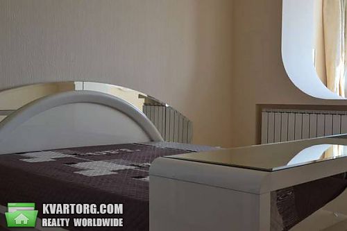 Rent out 3-room apartment. Киев, Героев Сталинграда пр — photo 2