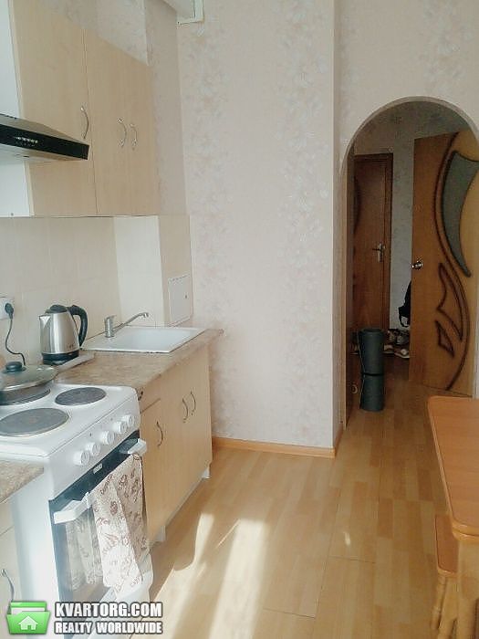 Sell 2-room apartment. Киев,  Ужвий — photo 1