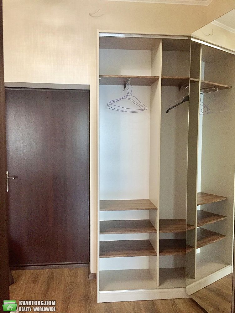 Rent out 1-room apartment. Киев,  Днепровская наб — photo 5