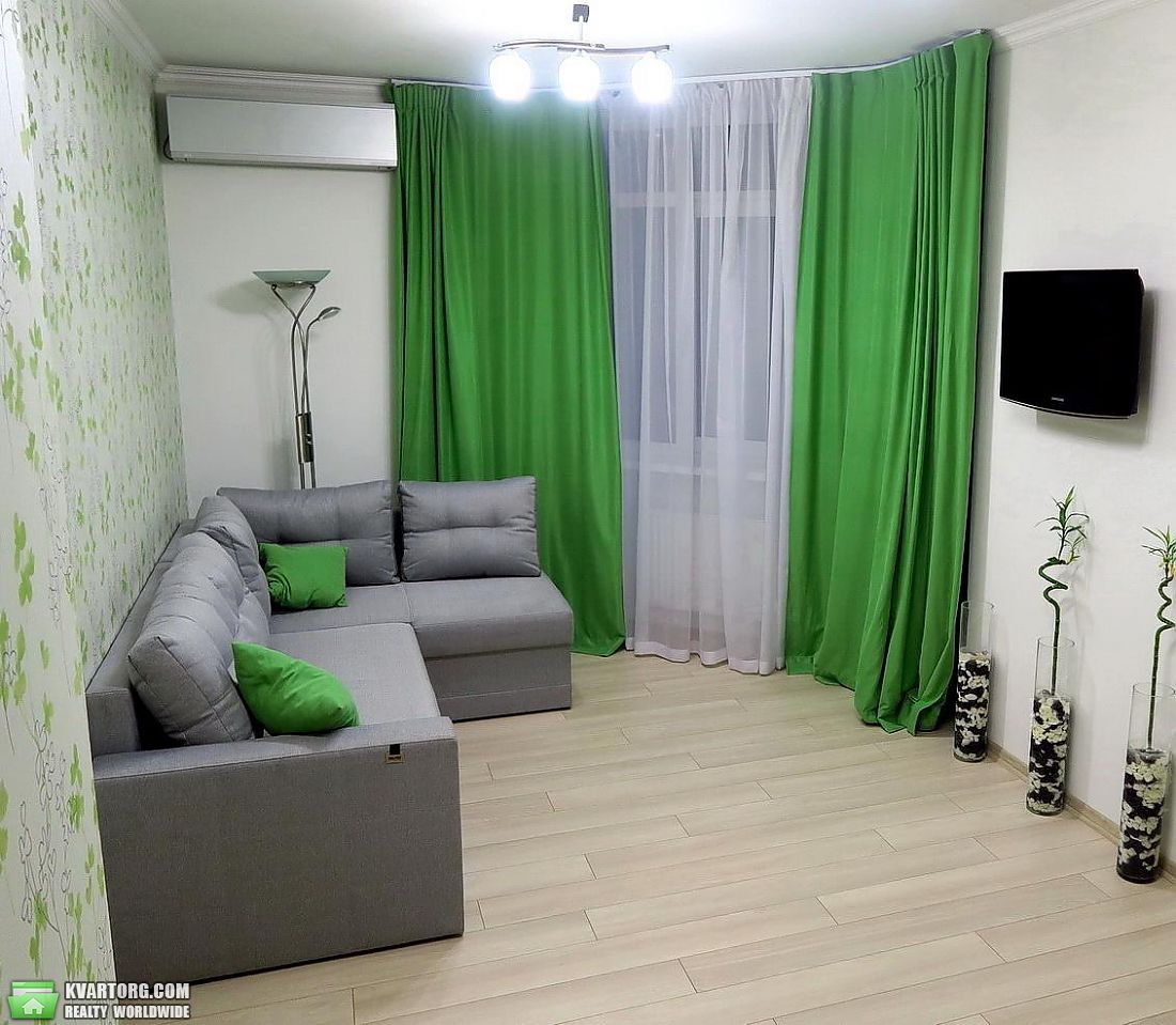 Rent out 1-room apartment. Киев,  Феодосийская — photo 5