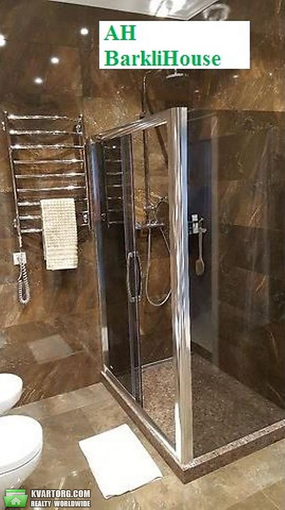 Rent out 2-room apartment. Киев,  Оболонская наб — photo 5