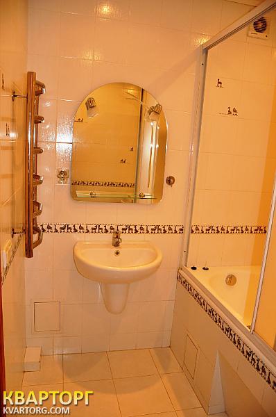 Rent out 2-room apartment. Киев, Григоренко Петра просп. — photo 2