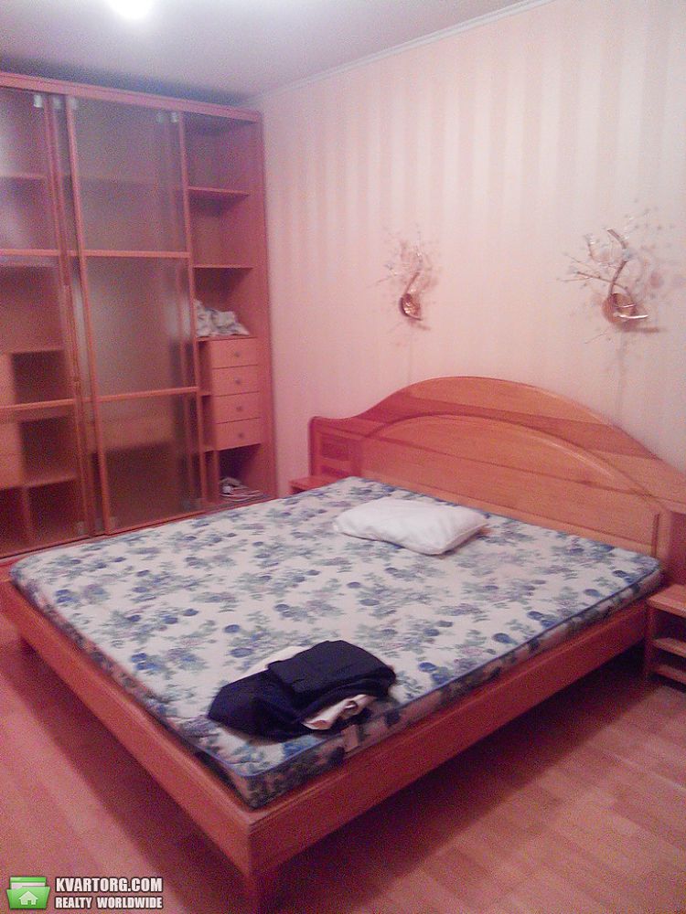 Rent out 3-room apartment. Киев,  Гмыри — photo 2