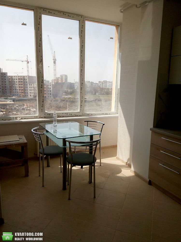 Sell 1-room apartment. Киев, Боголюбова — photo 4