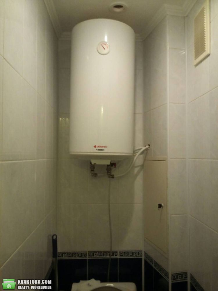 Rent out 2-room apartment. Киев,  Котовского — photo 5