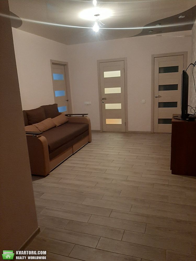Rent out 2-room apartment. Киевская обл., Білогородка — photo 5
