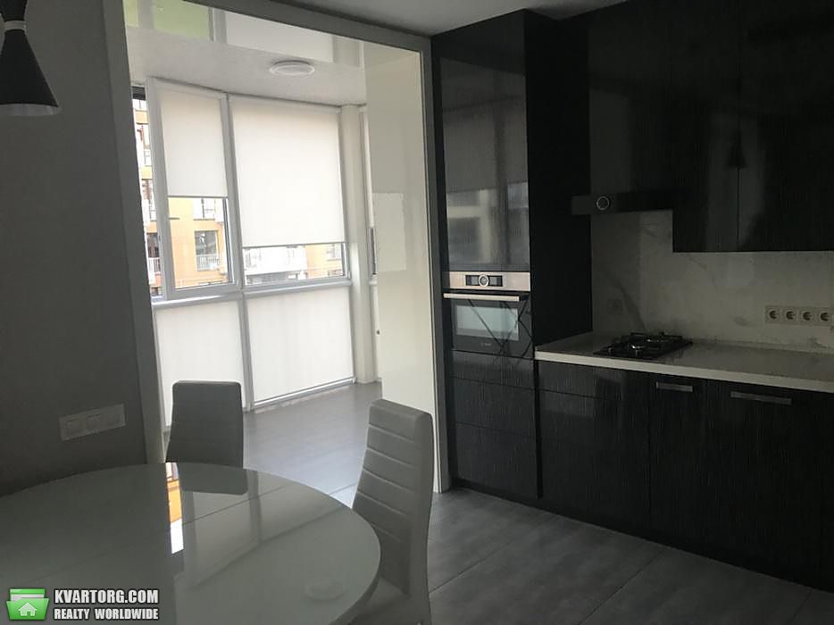 Rent out 2-room apartment. Киев, Замковецкая — photo 3