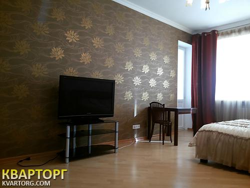 Rent out 1-room apartment. Киев,  Героев Сталинграда пр — photo 2