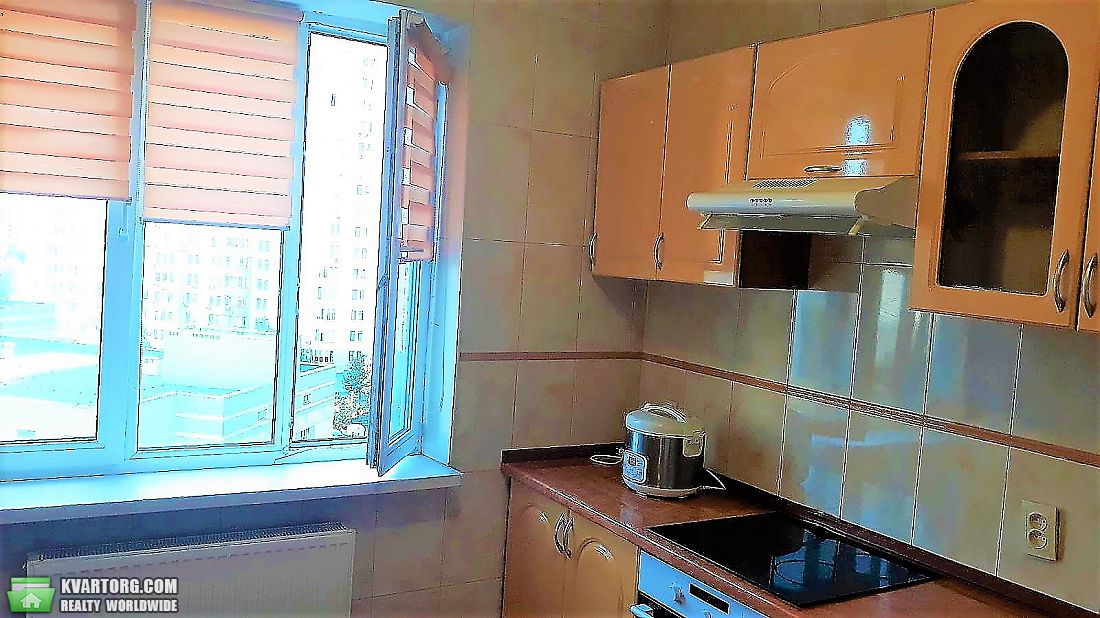 Rent out 1-room apartment. Киев,  Драгоманова — photo 4