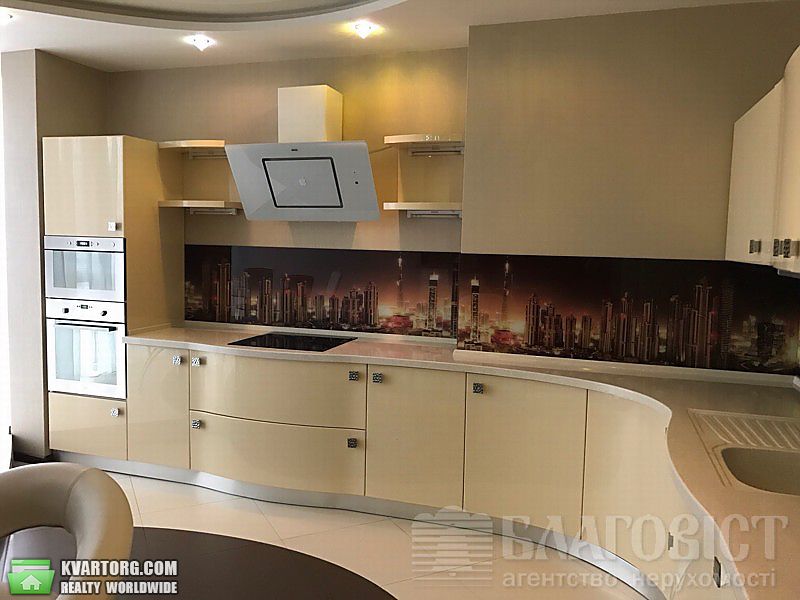 Sell 3-room apartment. Киев,  Днепровская наб — photo 2