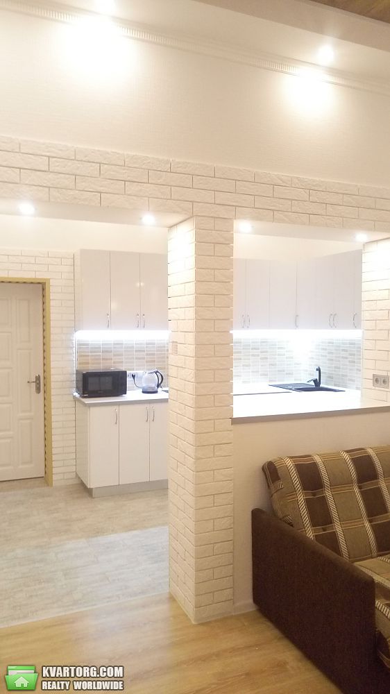 Rent out 2-room apartment. Киев,  Михайловская — photo 4