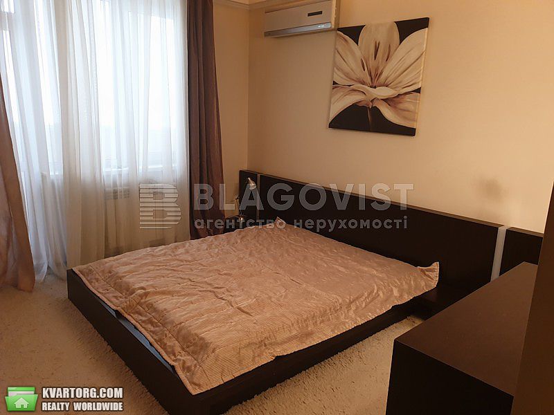 Sell 2-room apartment. Киев,  Урловская — photo 2