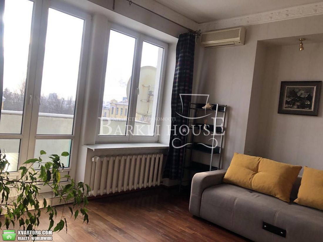 Rent out 3-room apartment. Киев,  Леонтовича — photo 5
