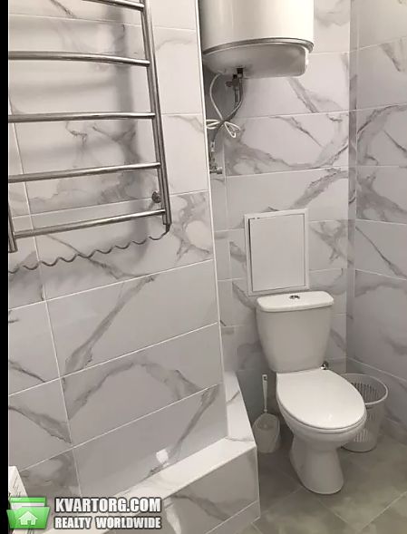 Rent out 1-room apartment. Киев,  Конева — photo 6