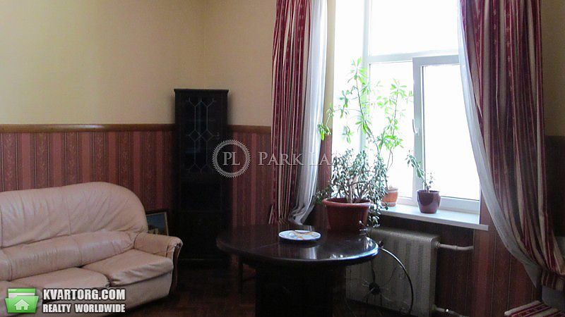 Rent out 2-room apartment. Киев,  Орлика — photo 2