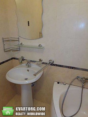 Rent out 2-room apartment. Киев,  Харьковское шоссе — photo 8