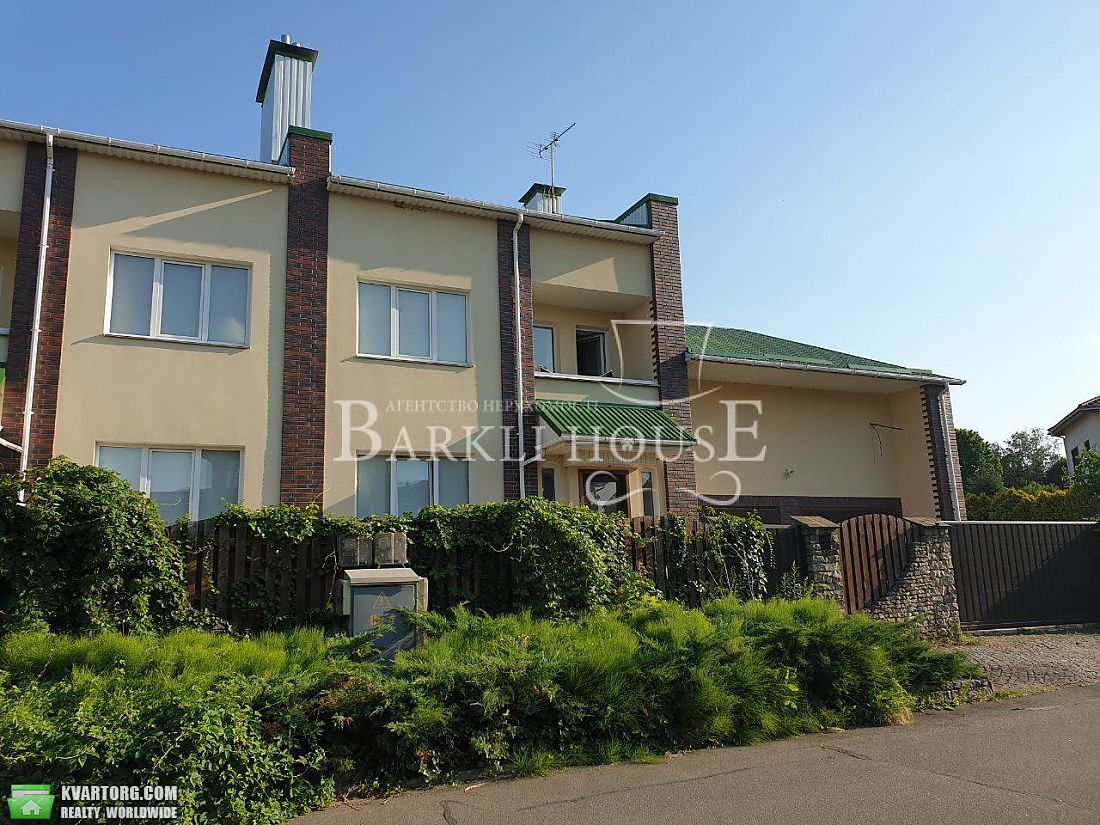 Rent out house. Киев,  Метрологическая — photo 1