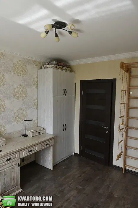 Sell 3-room apartment. Киев,  Верховинца — photo 4