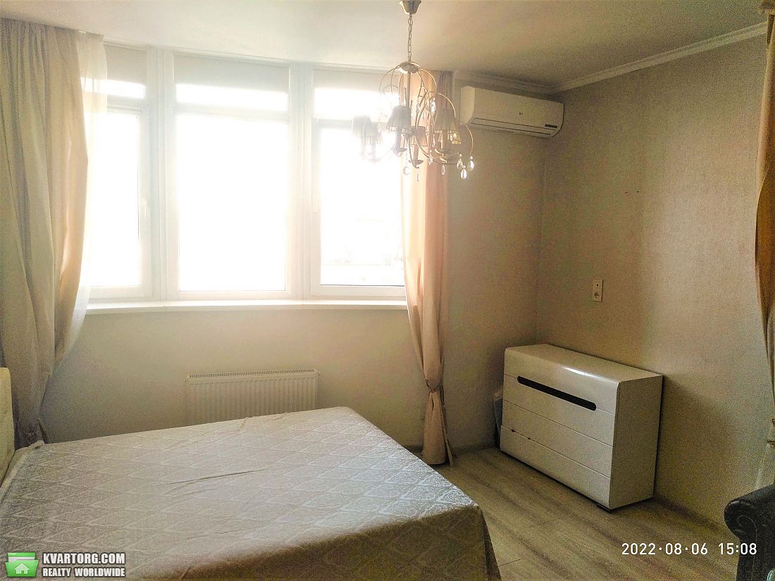 Sell 1-room apartment. Киев,  Жилянская — photo 5
