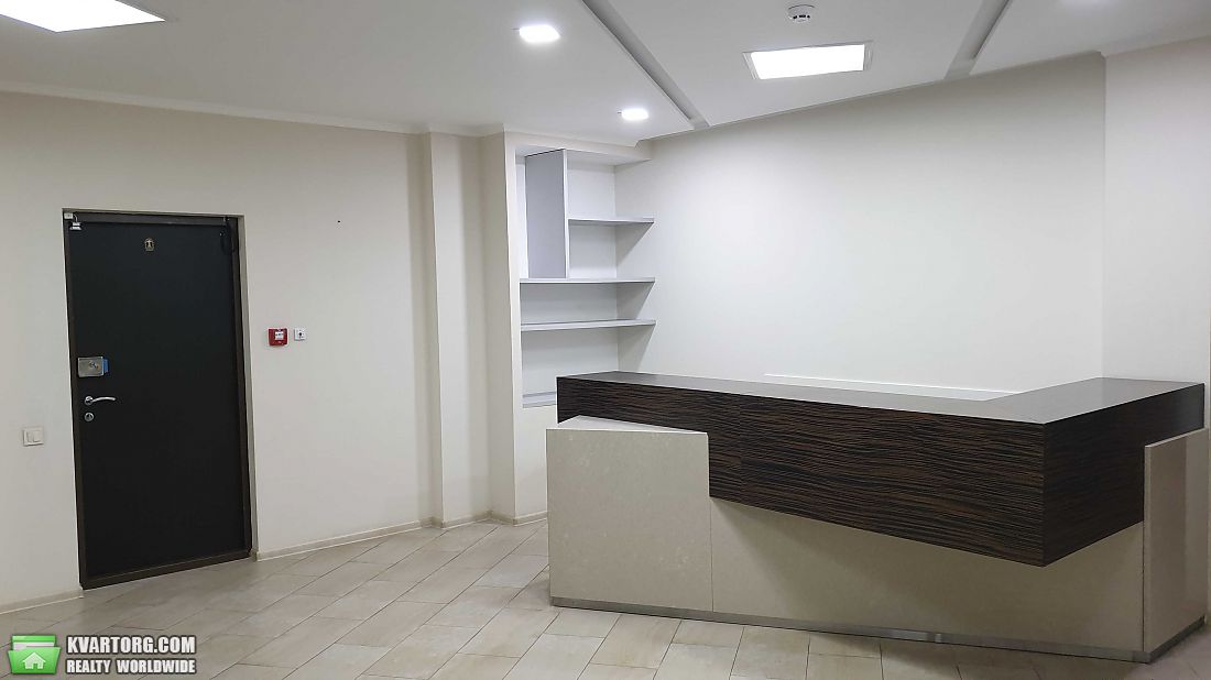 Rent out office. Днепропетровск, Яворницкого — photo 1