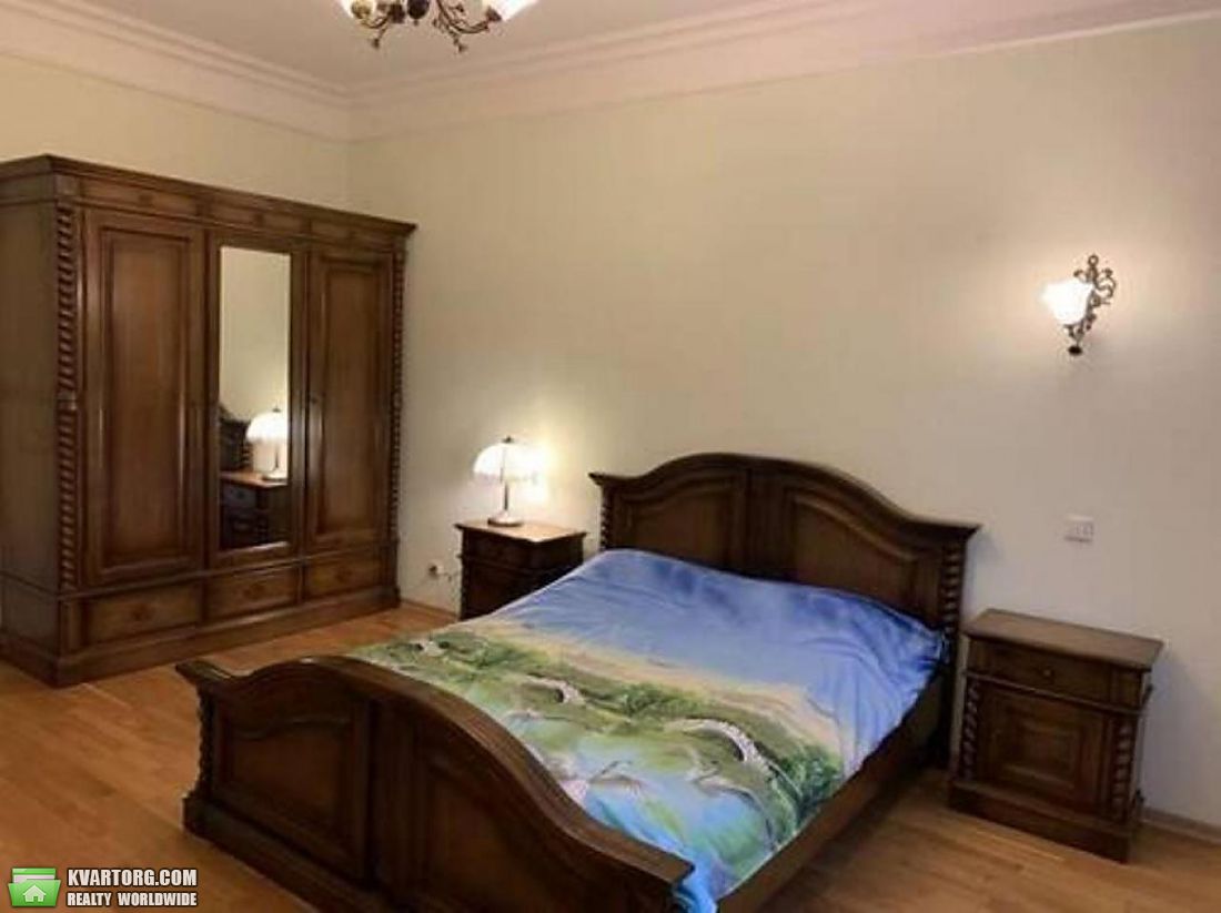 Rent out 3-room apartment. Киев,  Жилянская — photo 9
