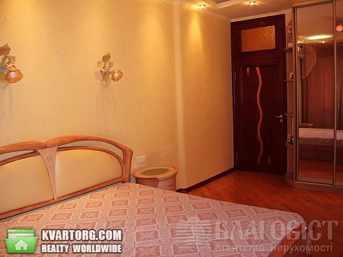 Sell 3-room apartment. Киев,  Срибнокильская — photo 5