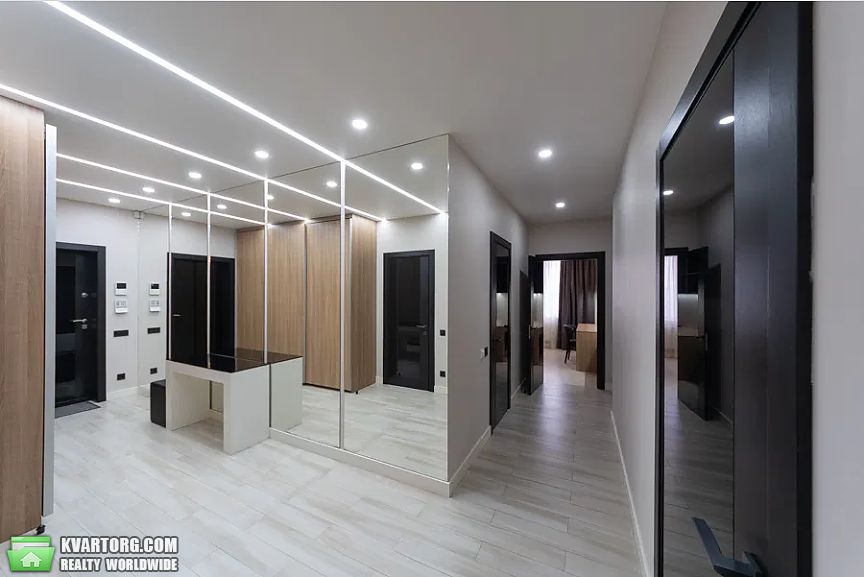 Sell 4-room apartment. Киев,  Малиновского — photo 2