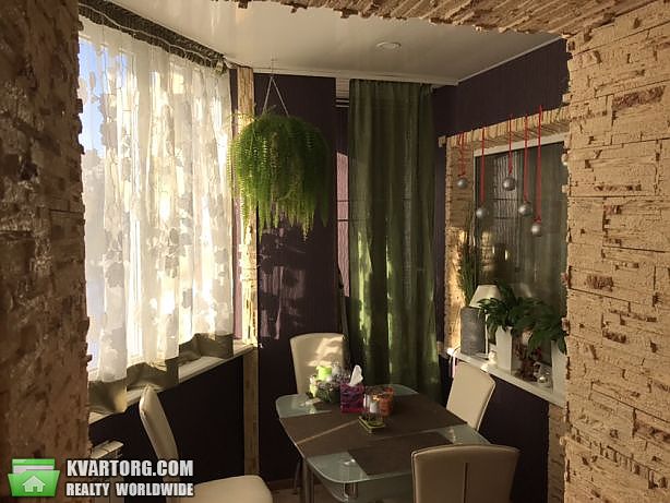 Sell 4-room apartment. Киев,  Ирпенская — photo 8