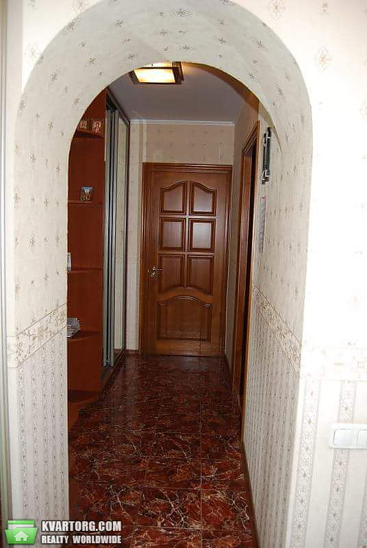Rent out 2-room apartment. Киев,  Якира — photo 6