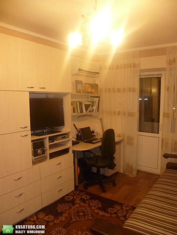 Sell 1-room apartment. Киев, Героев Днепра — photo 1