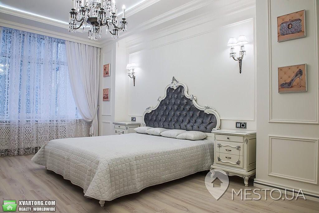 Sell 3-room apartment. Киев,  Драгомирова — photo 2