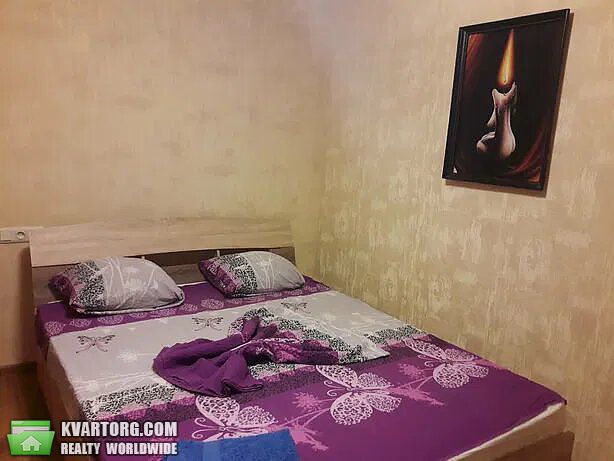 Rent out 2-room apartment. Киев,  Голосеевская — photo 2