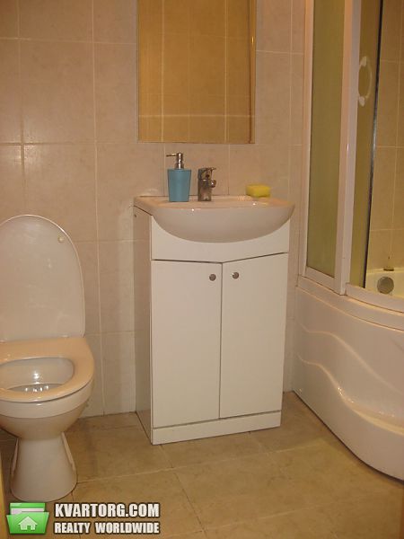 Rent out office. Киев, Костельная — photo 6