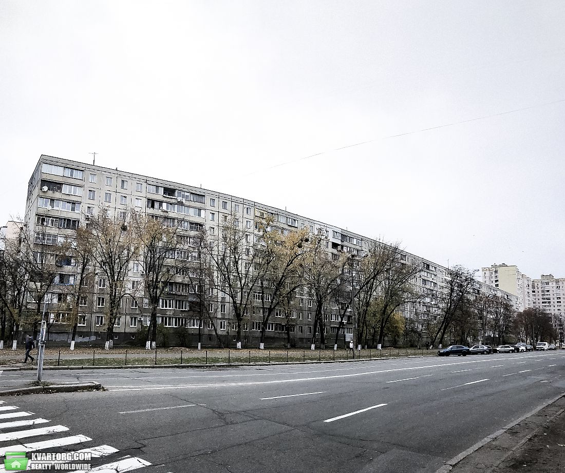 Sell 3-room apartment. Киев,  Лесной пр — photo 1