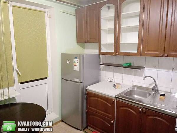 Rent out 2-room apartment. Киев,  Маяковского — photo 1