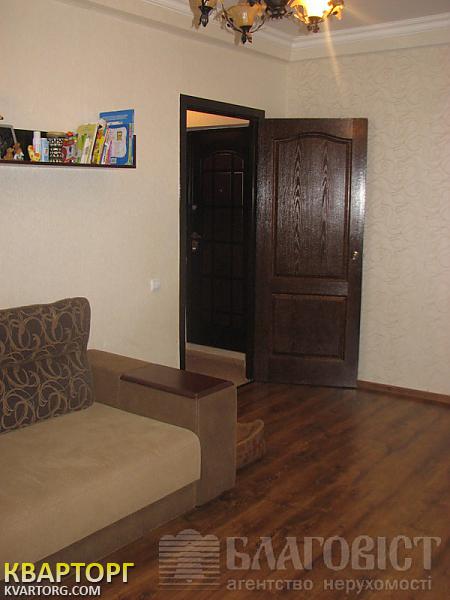 Sell 2-room apartment. Киев,  40-летия Октября просп — photo 3