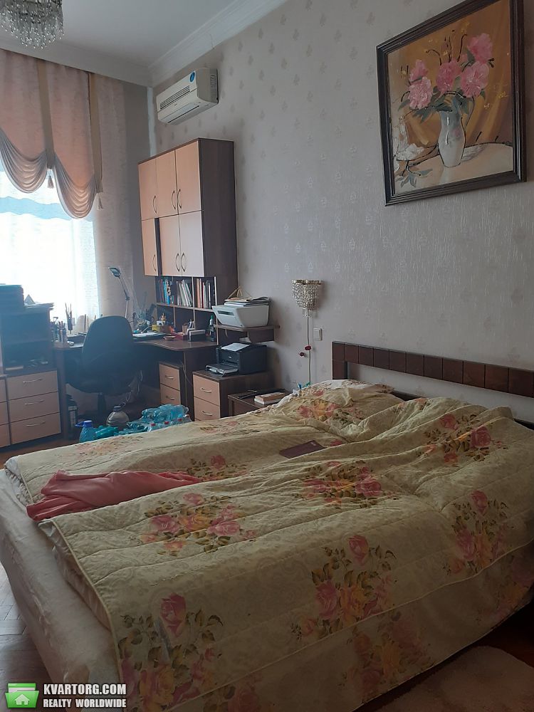 Sell 4-room apartment. Киев,  Большая Житомирская — photo 6