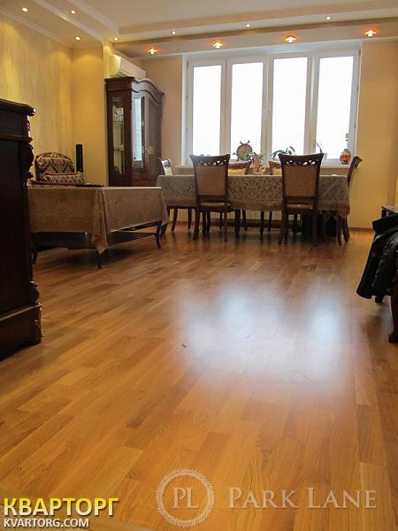 Sell 4-room apartment. Киев,  Срибнокильская — photo 1