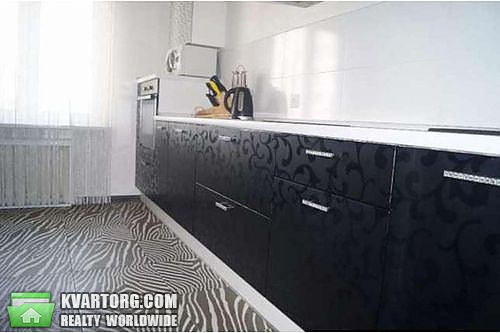 Rent out 3-room apartment. Киев,  Драгоманова — photo 2