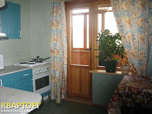 Rent out 3-room apartment. Киев,  Уборевича — photo 6